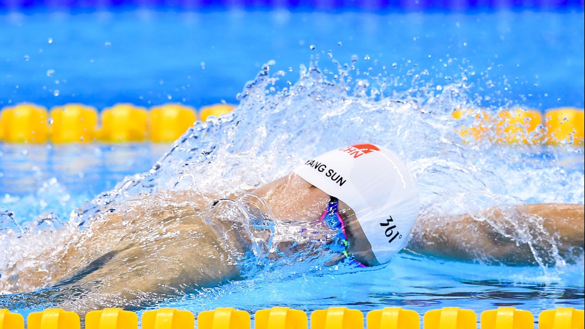 熊猫直播tv-冰火对决，保罗关键战不手软，火箭踏平广东铸就传奇