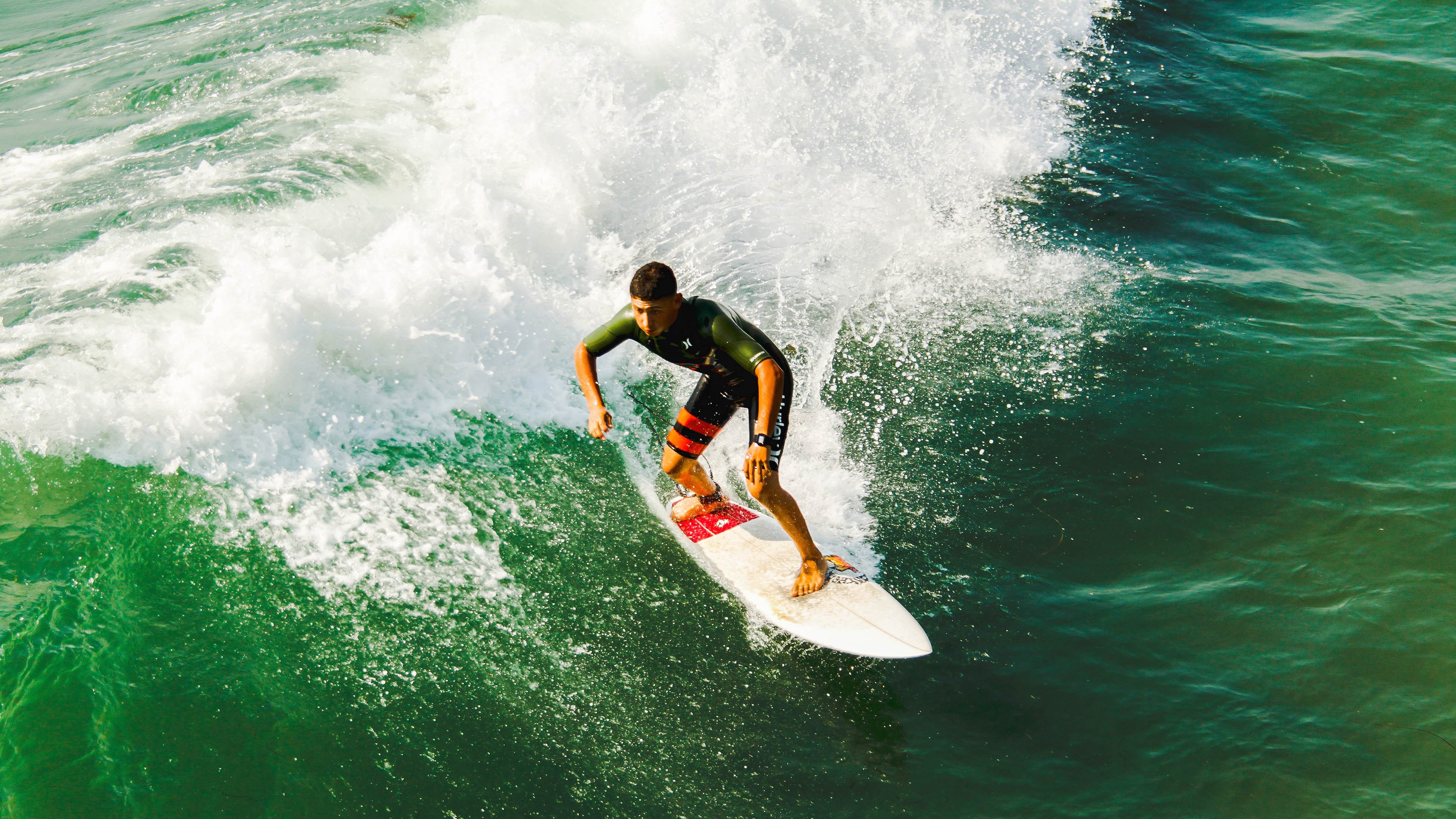 武切维奇，季后赛之夜的攻防统治者