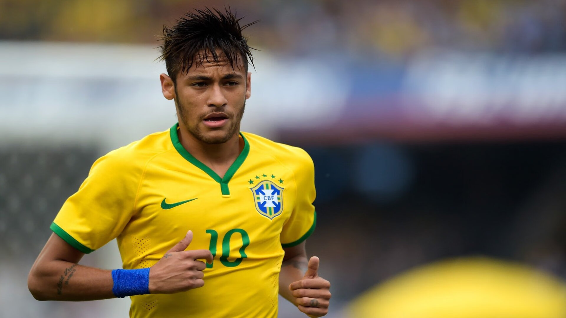 C罗状态火热，墨西哥碾压里昂背后的足球哲学启示